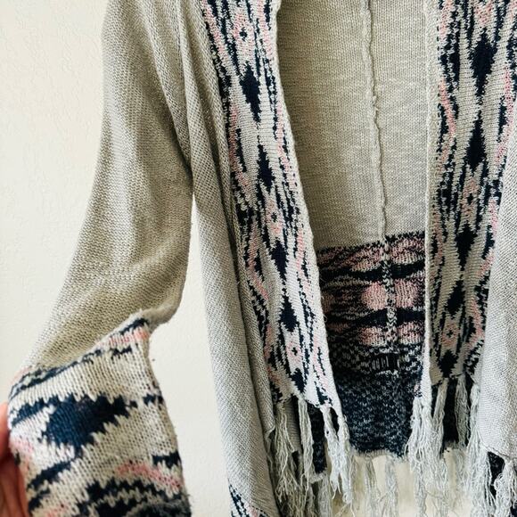 Filly Flair | Aztec tassel cardigan sweater - Picture 4 of 4